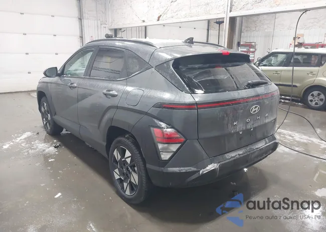 KM8HBCAB8SU275010: 44196854