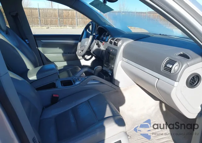 WP1AB29P66LA63037: 44196925