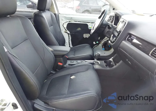 JA4AD3A3XGZ015365: 44196936