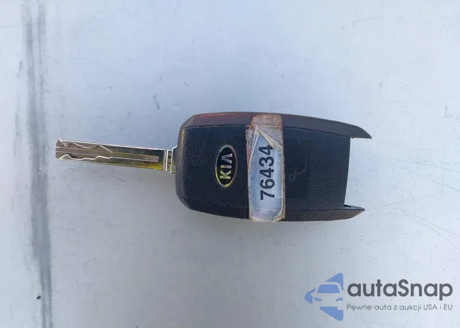 KNDJN2A25E7050053: 44196968