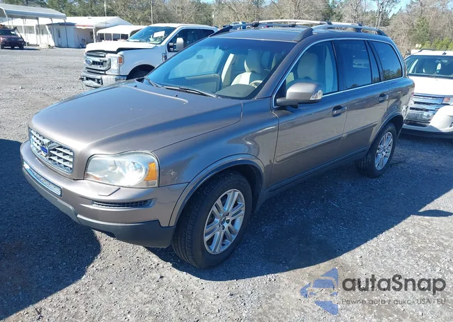 YV4952CZ7C1617146: 44196989