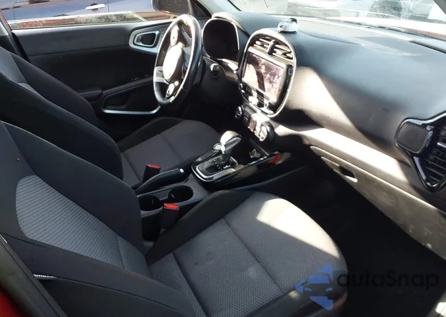 KNDJ23AU0N7180094: 44196034