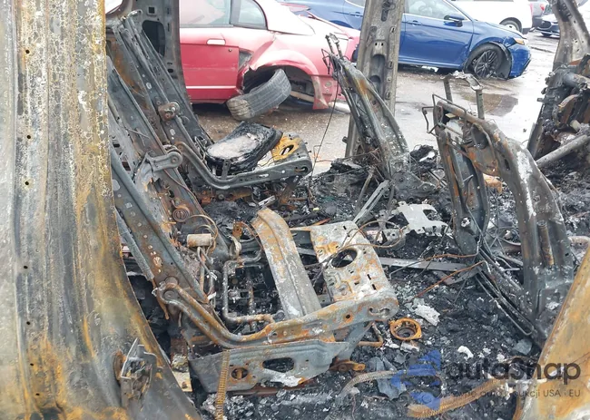 1C4SJVBP6RS108332: 44196083