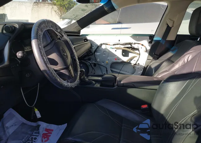 58ABZ1B19KU033296: 44196116