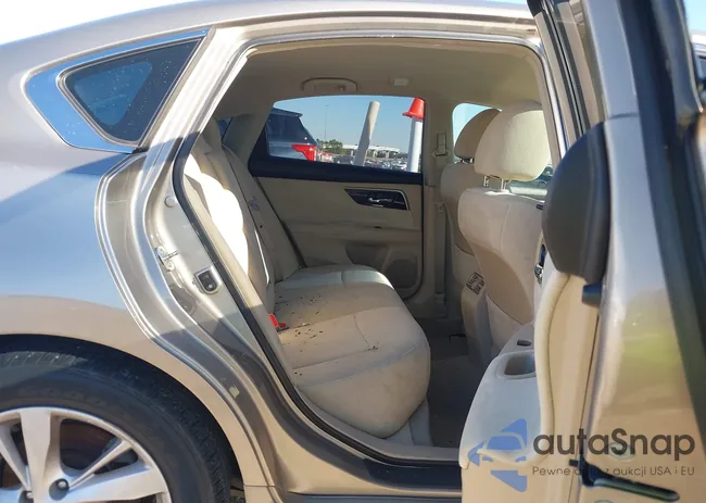 1N4AL3AP5DC106091: 44196174