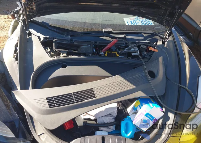 5YJ3E1EBXMF860025: 44196261