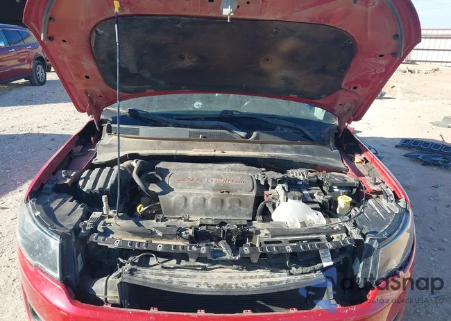 3C4NJCBB0JT286777: 44196316