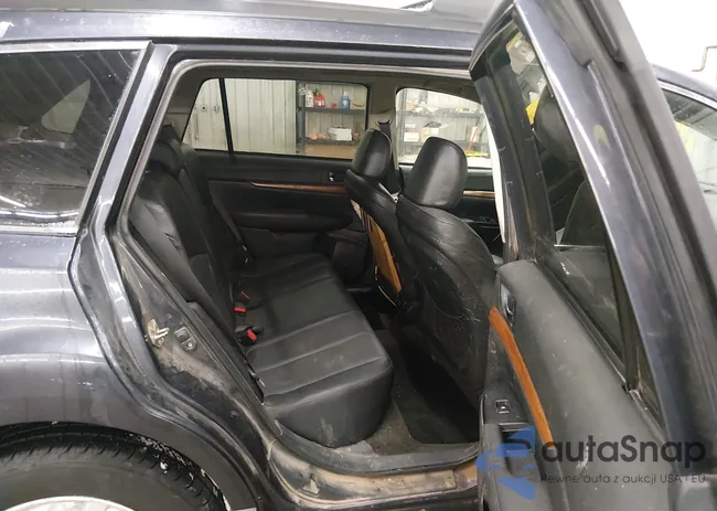 4S4BRCKC6D3320558: 44196345