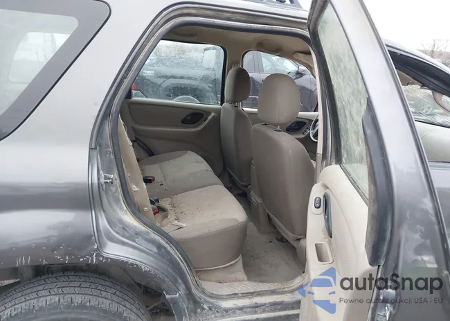 1FMYU921X4KB68042: 44196355