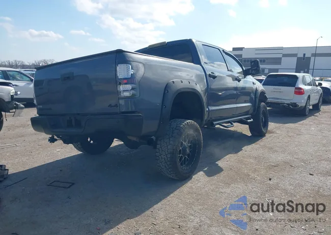 5TFDV54117X031455: 44196384