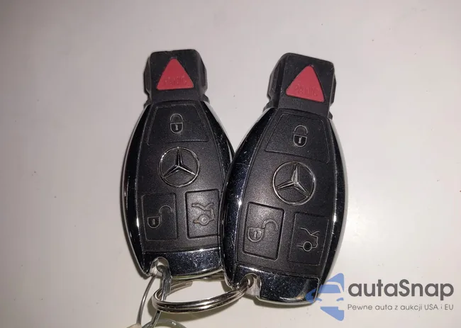 4JGDF7CE3DA244818: 44197413