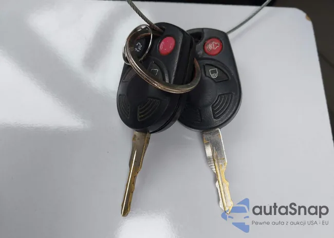 1FMJK2A56BEF12299: 44197608