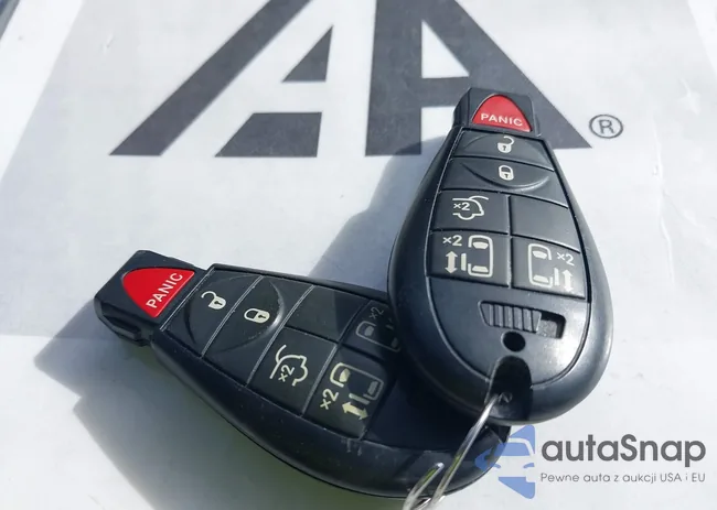 2C4RDGCG3DR618406: 44197628