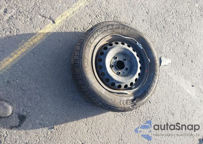 3KPF24AD6ME313595: 44197640