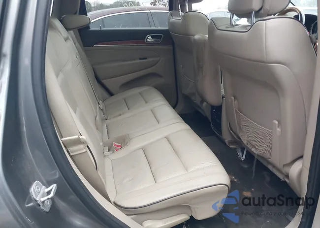 1C4RJECG2DC595903: 44197659