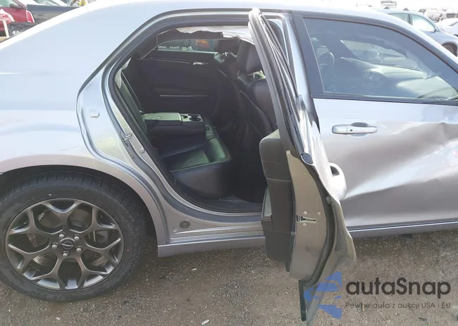 2C3CCAGG9JH300554: 44197672