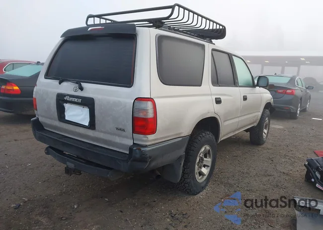 JT3HM84R8V0021320: 44197680