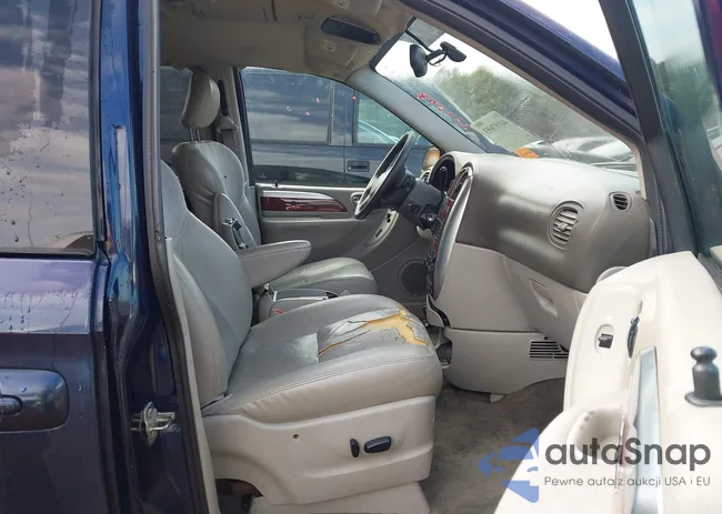 2C8GP64L35R232508: 44197693