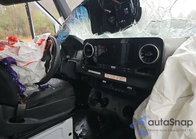 WD3PF1CD8KP102636: 44197711