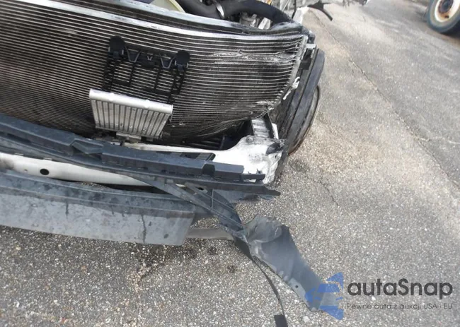 WD3PF1CD8KP102636: 44197711