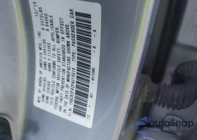 1HGCR3F82FA014519: 44197743