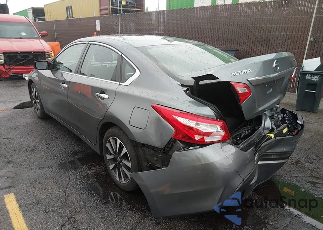 1N4AL3AP9HC940158: 44197747