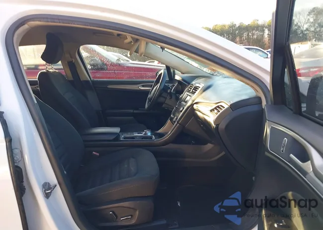 3FA6P0H70HR196790: 44197748