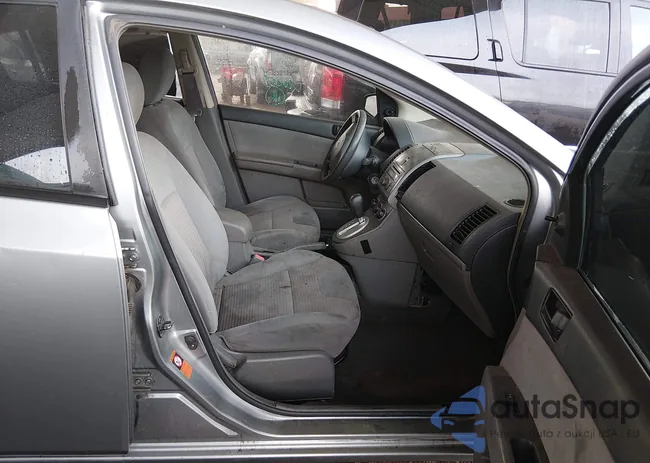 3N1AB61E48L741409: 44197771