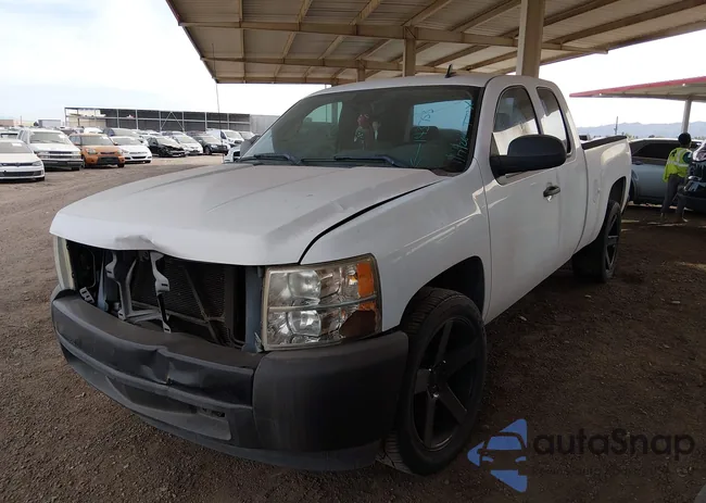 1GCEC19X28Z143753: 44197785