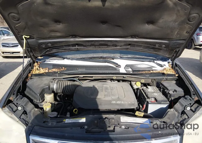 2C4RC1BG9CR250135: 44197793