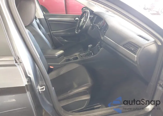 3VWC57BU6KM032603: 44197813