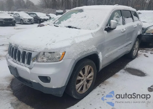 1J4RR4GG0BC684129: 44197842