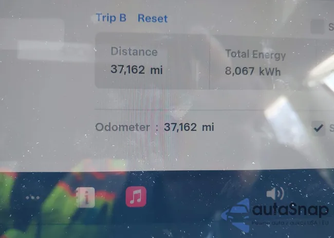 5YJ3E1EA5PF583523: 44197920