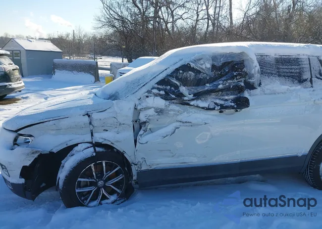 3VV2B7AX2MM117543: 44197931