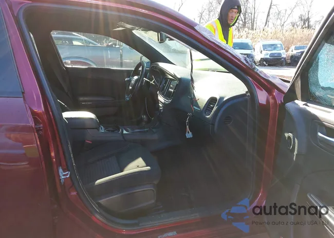 2C3CDXJG0HH585552: 44197956