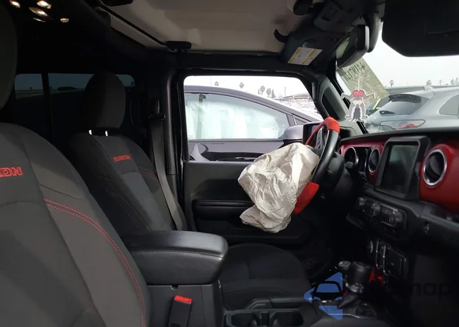 1C4HJXFG9LW277440: 44197120