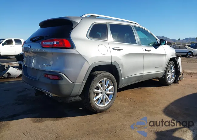 1C4PJMDSXFW642052: 44197136