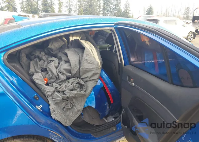 KMHD84LF3HU358629: 44197206