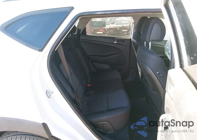 KM8J33A28HU546414: 44197219