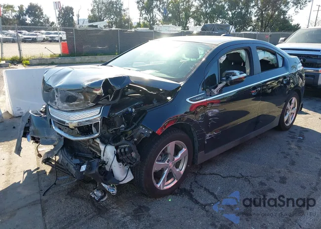 1G1RD6E45FU142946: 44197283