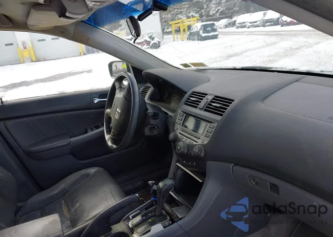 1HGCM56877A083802: 44197288