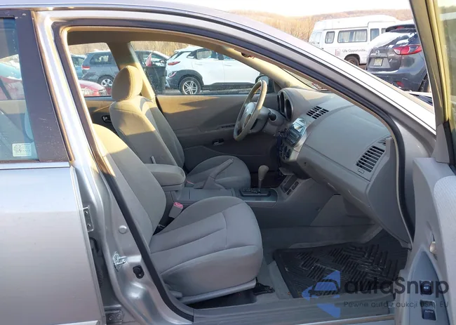 1N4AL11D23C203130: 44197352