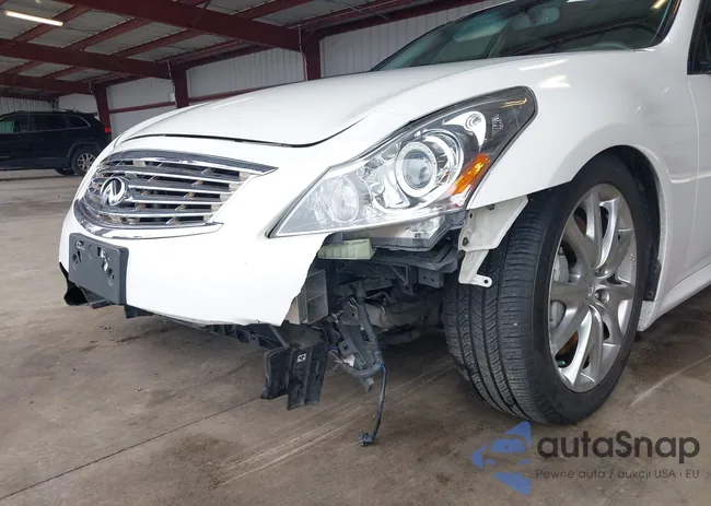 JN1CV6AP8CM934629: 44197355