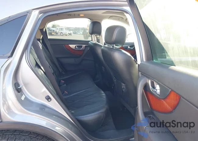 JNRAS18U89M101417: 44198407