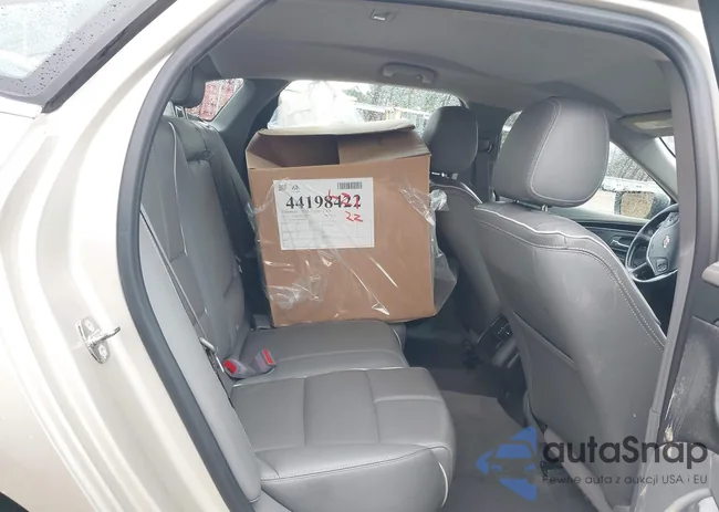 2G1155SL2F9107942: 44198422