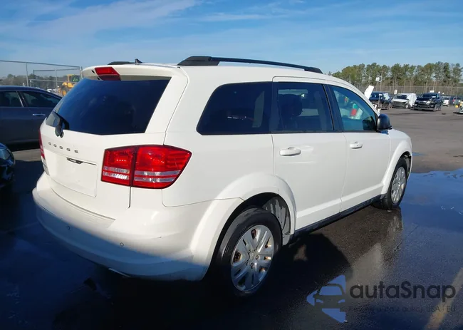 3C4PDCABXLT207104: 44198468