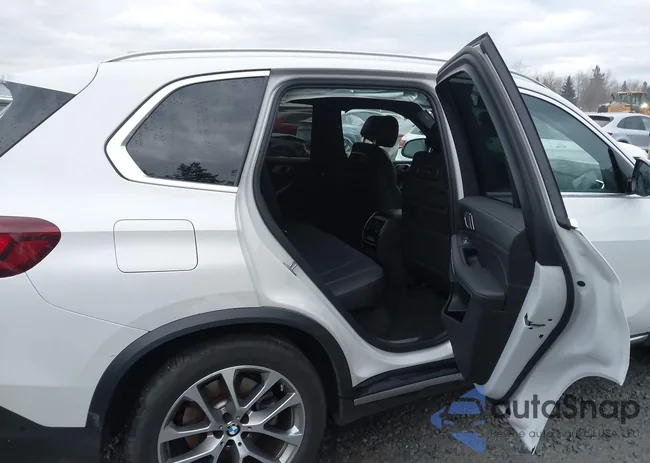 5UXCR6C09N9J92361: 44198486