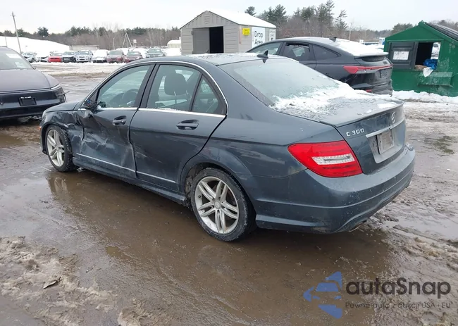 WDDGF8AB6DA841886: 44198520