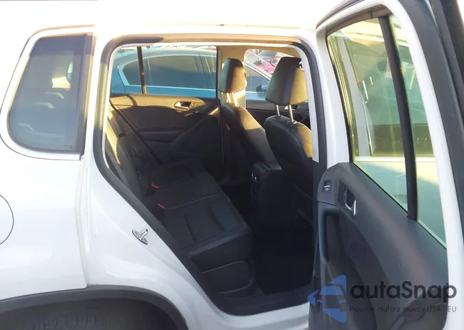 WVGAV7AX3CW537498: 44198563