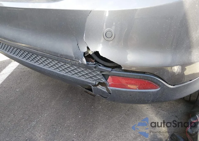 1FADP3F27DL107399: 44198572